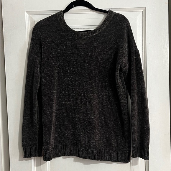 Pink Rose Sweaters - LIGHTLY WORN | Pink Rose Olive Women's Sweater